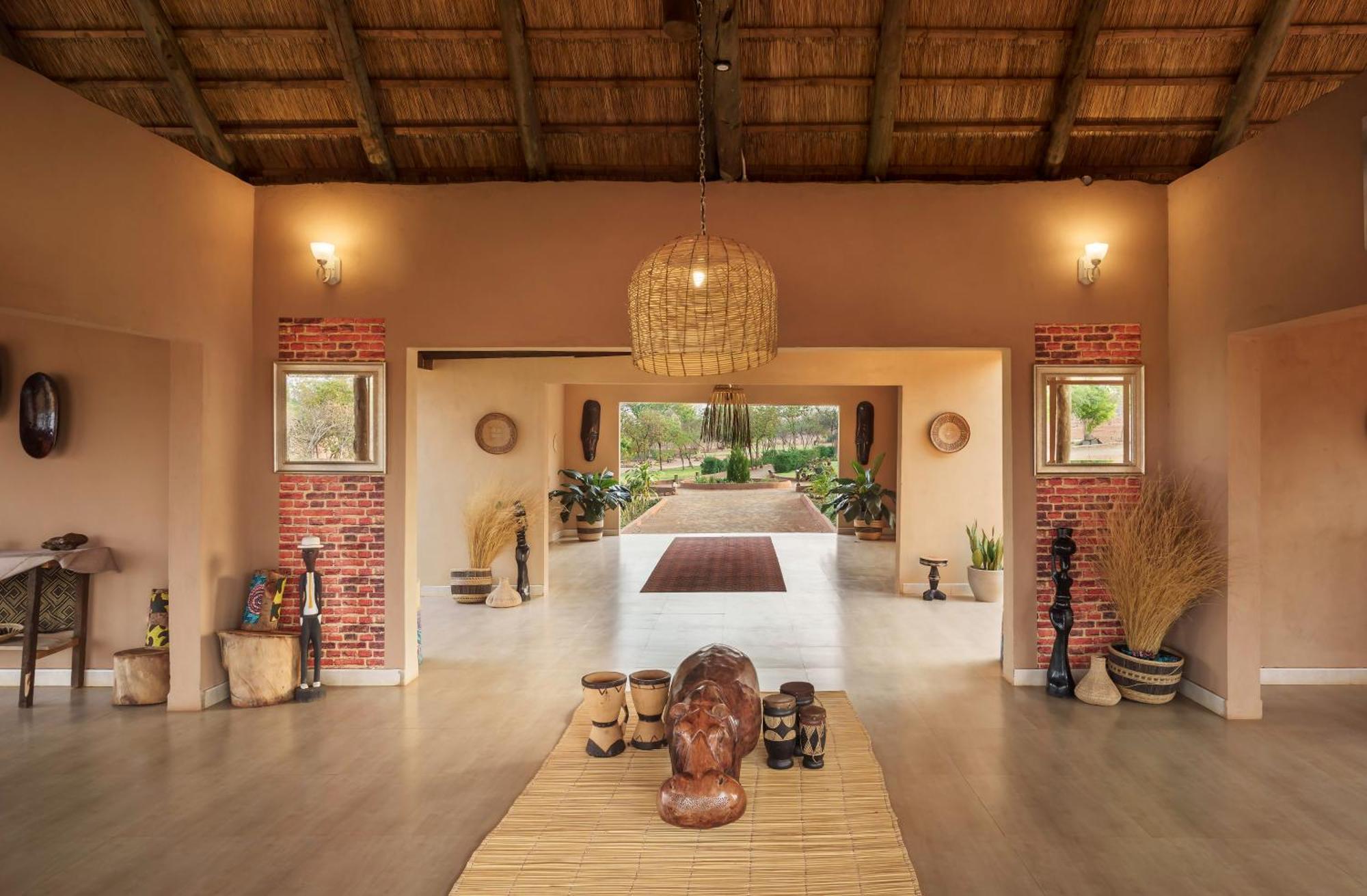 The Nkhosi Livingstone Lodge And Spa Eksteriør bilde